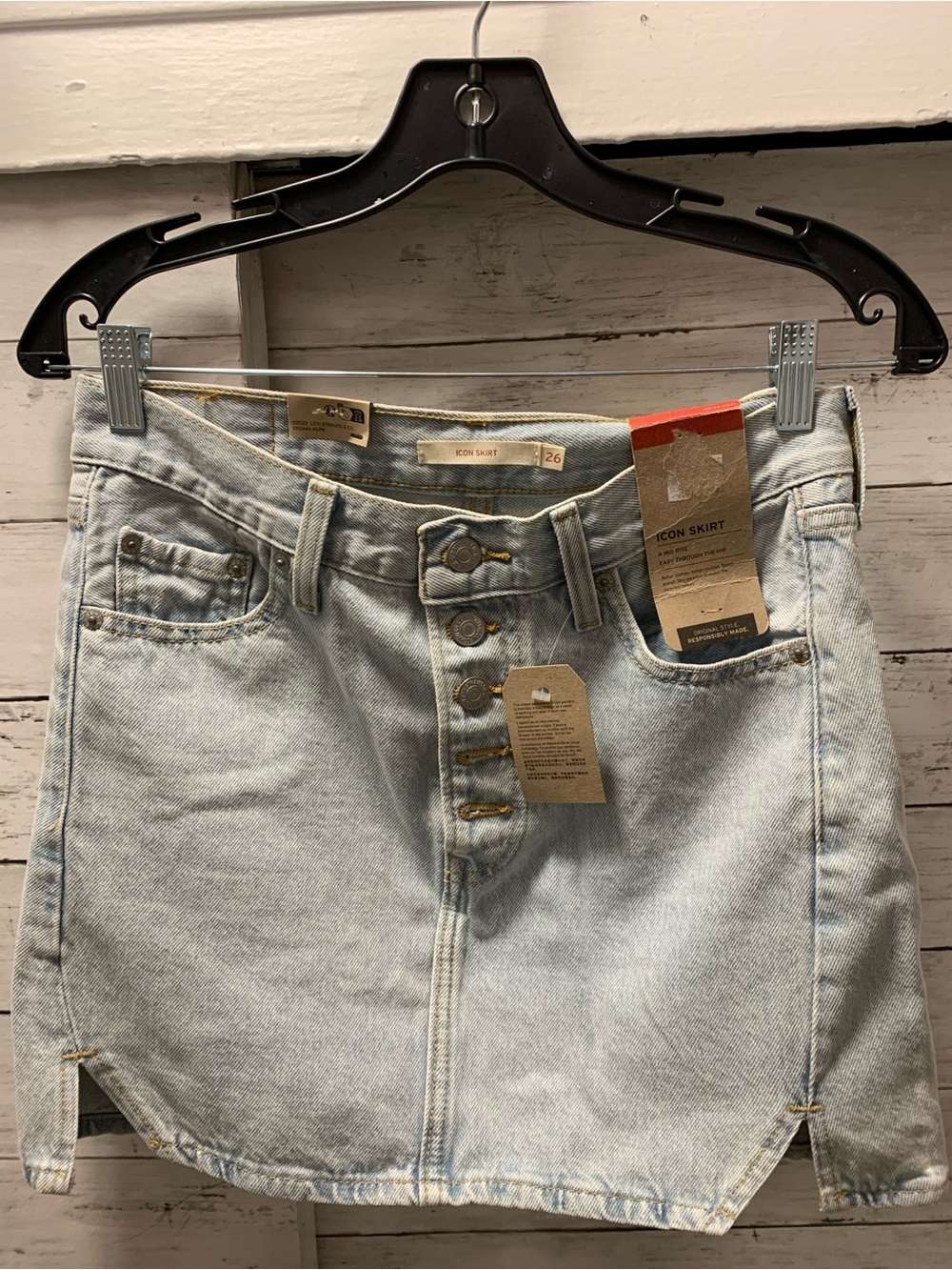 Levis Light Wash Denim Icon Skirt with Button Front - Size 26